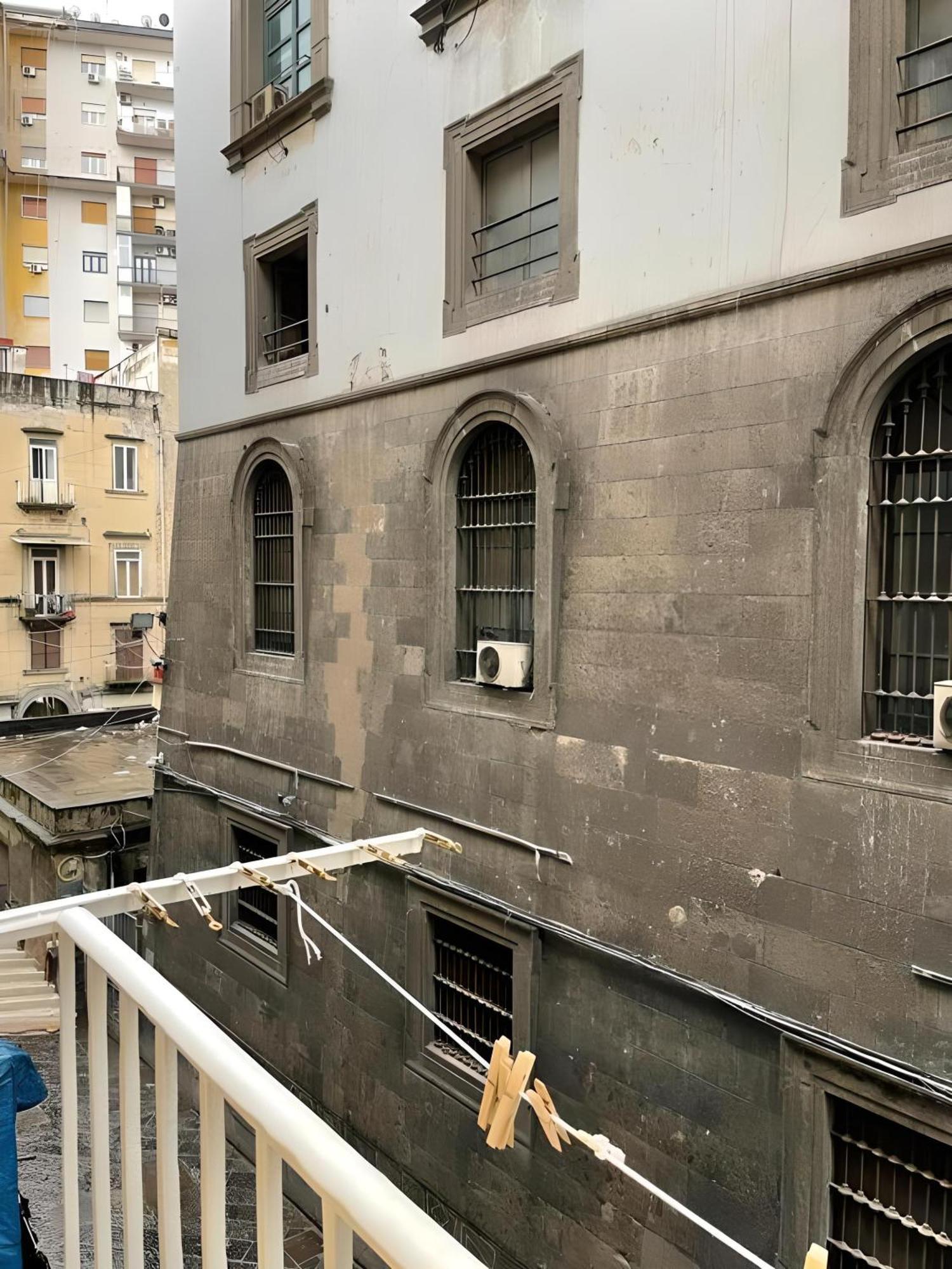 Il Vicoletto Del Castello Nápoles Exterior foto